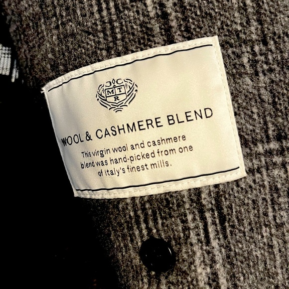 Wool & Cashmere blend from Aritzia - Picture 1 of 3